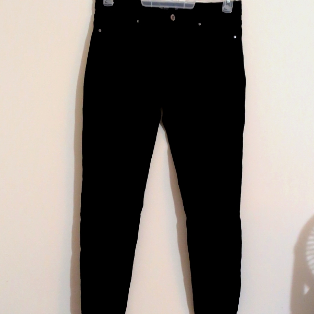 JUSTBLACK NWOT Straight Leg Black Jeans Size 28P Made In USA